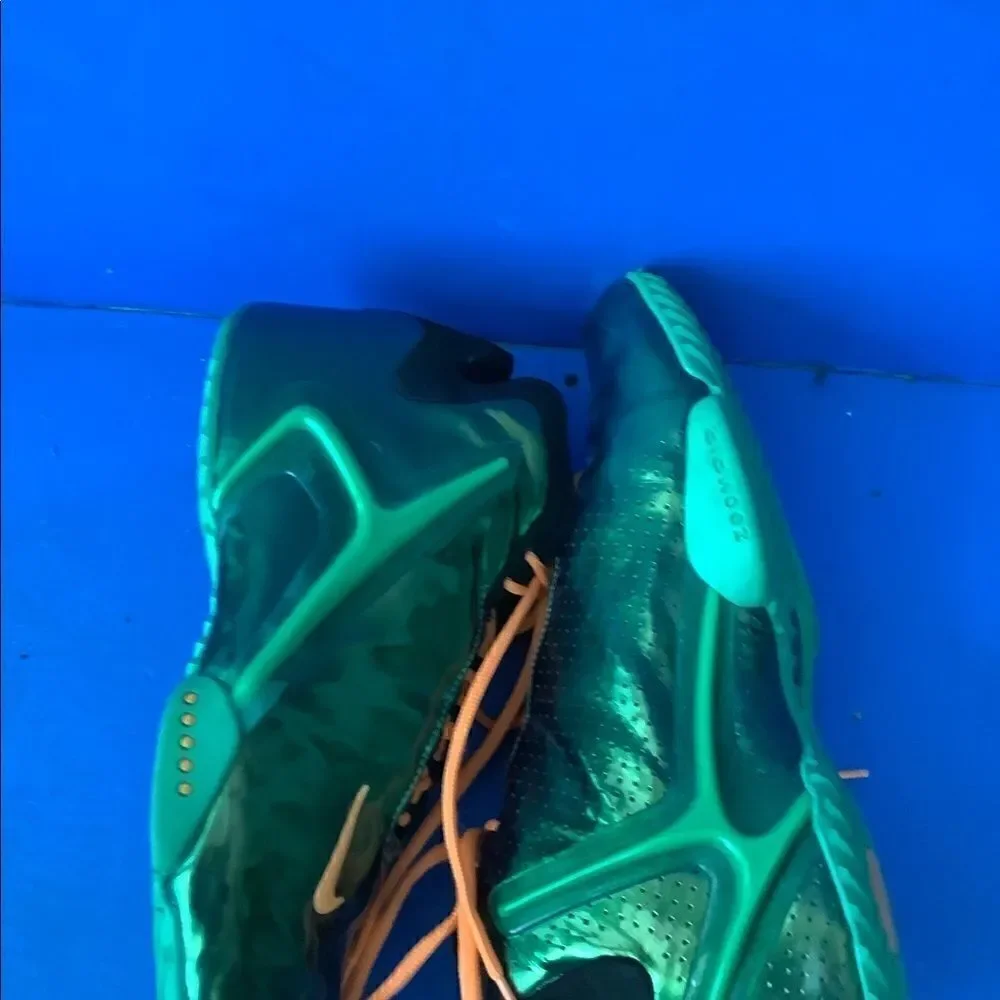 Nike Mens Basketball Shoes Zoom Hyperflight Green 599503-300 2013 Mid Top 10.5